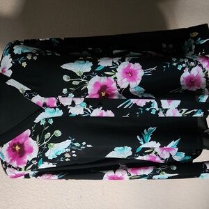 Express Women's Blouse Size Medium Black and Pink